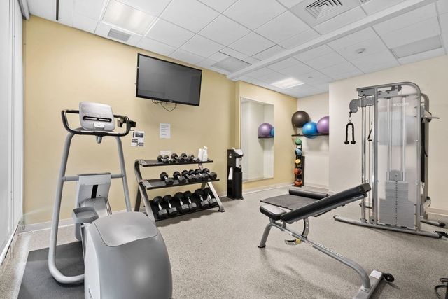 43 Westland Avenue U602, Boston, MA 02115