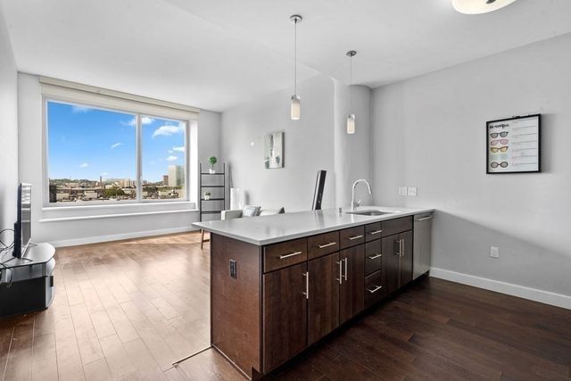 43 Westland Avenue U602, Boston, MA 02115
