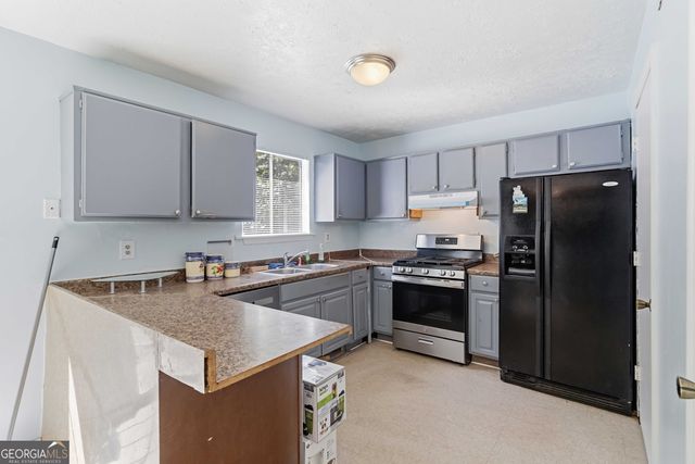 5556 Weatherford Road, Norcross, GA 30093