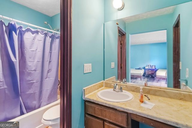 5556 Weatherford Road, Norcross, GA 30093