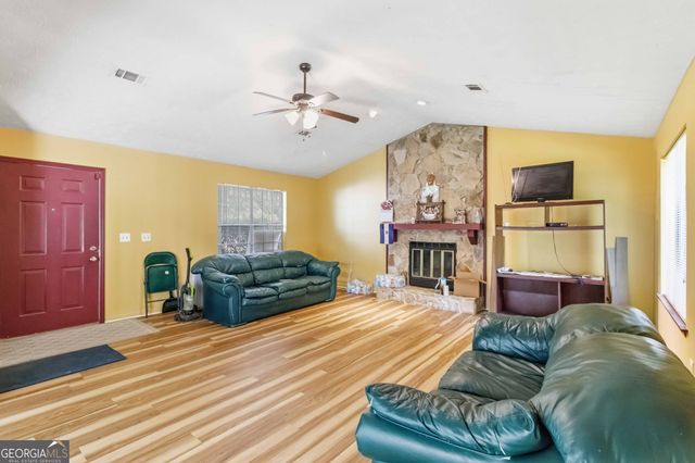 5556 Weatherford Road, Norcross, GA 30093