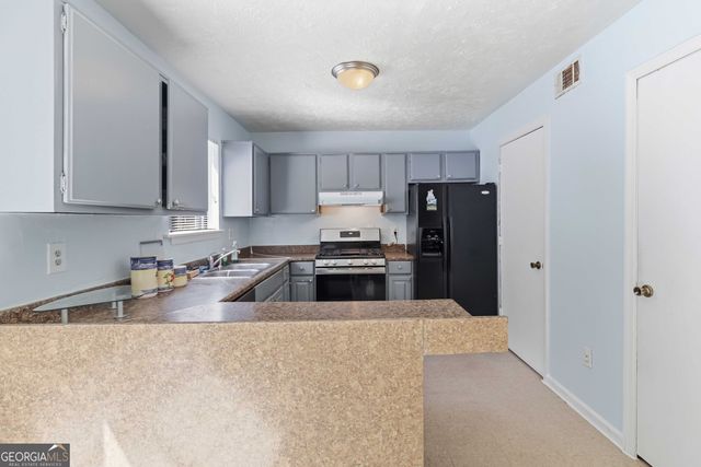 5556 Weatherford Road, Norcross, GA 30093