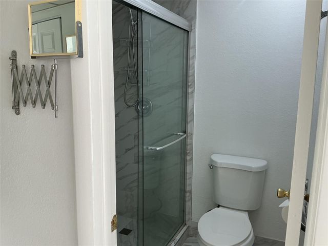 9481 Sunrise Lakes Boulevard 102, Sunrise, FL 33322