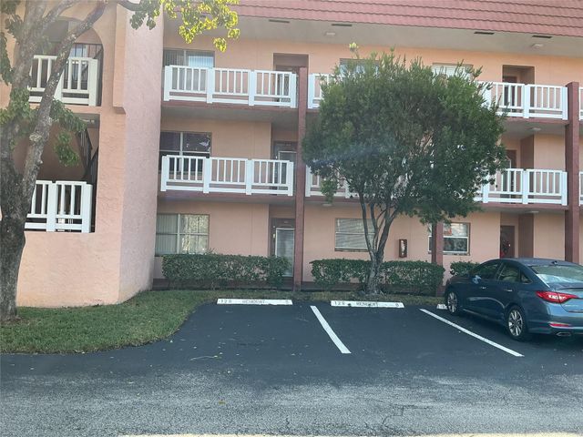9481 Sunrise Lakes Boulevard 102, Sunrise, FL 33322