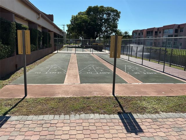 9481 Sunrise Lakes Boulevard 102, Sunrise, FL 33322