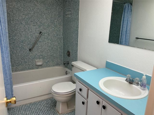 9481 Sunrise Lakes Boulevard 102, Sunrise, FL 33322