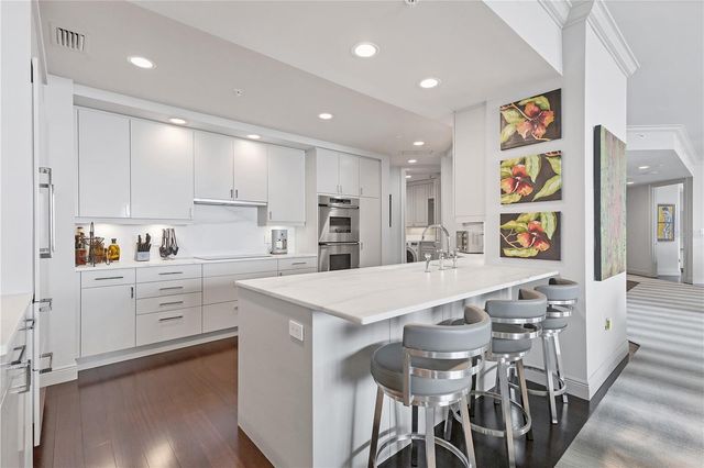 35 WATERGATE DRIVE 1203, Sarasota, FL 34236