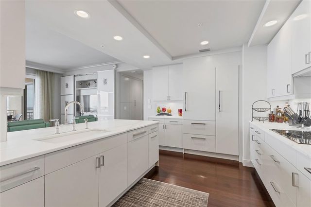 35 WATERGATE DRIVE 1203, Sarasota, FL 34236