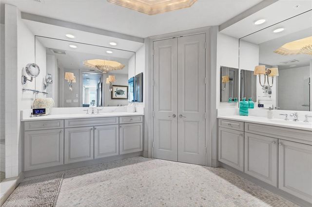 35 WATERGATE DRIVE 1203, Sarasota, FL 34236