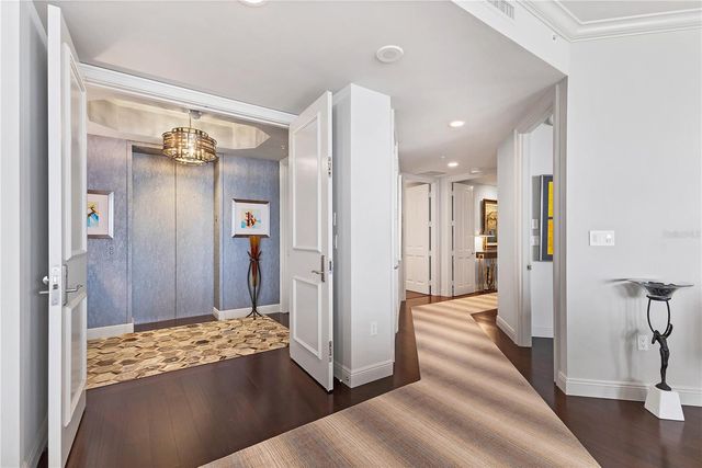 35 WATERGATE DRIVE 1203, Sarasota, FL 34236