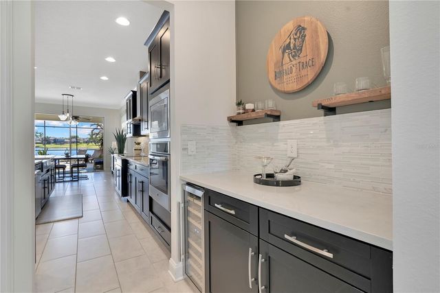 15195 LAKE CLAIRE OVERLOOK DRIVE, Winter Garden, FL 34787