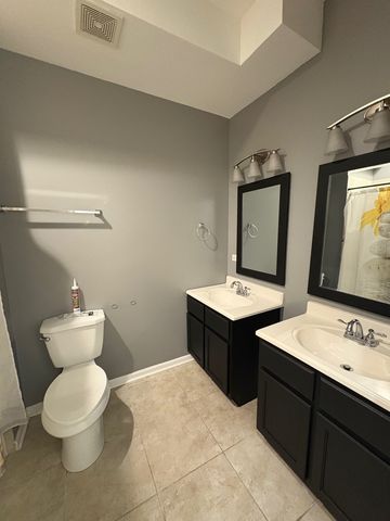 524 W 78th Street 1, Chicago, IL 60620