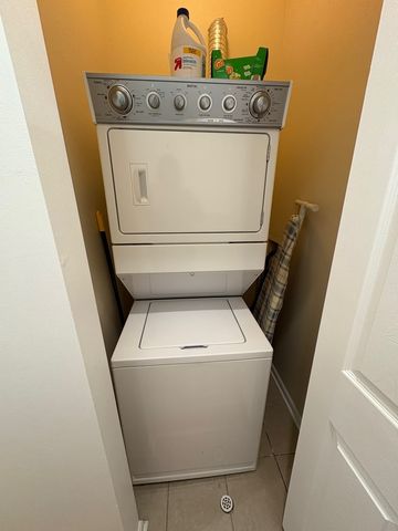 524 W 78th Street 1, Chicago, IL 60620