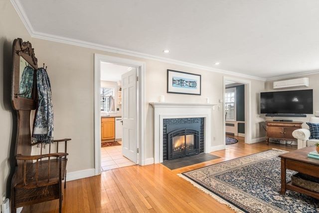 123 Walnut Hill Road, Newton, MA 02461