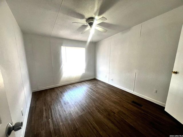 69 D STREET, San Antonio, TX 78109