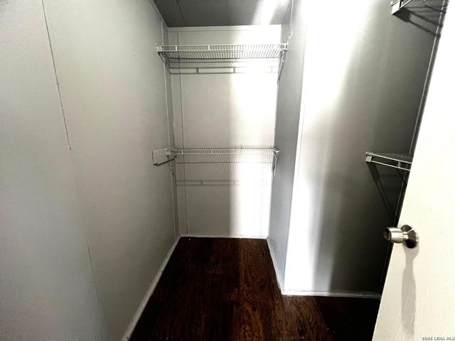 69 D STREET, San Antonio, TX 78109