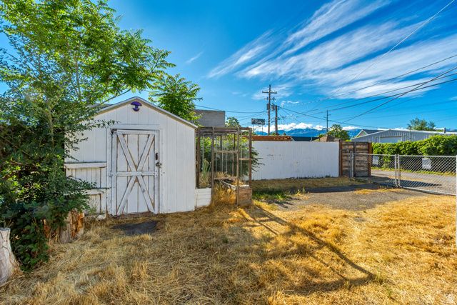 855 S 800 W, Salt Lake City, UT 84104
