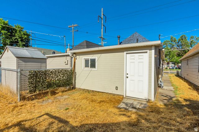 855 S 800 W, Salt Lake City, UT 84104
