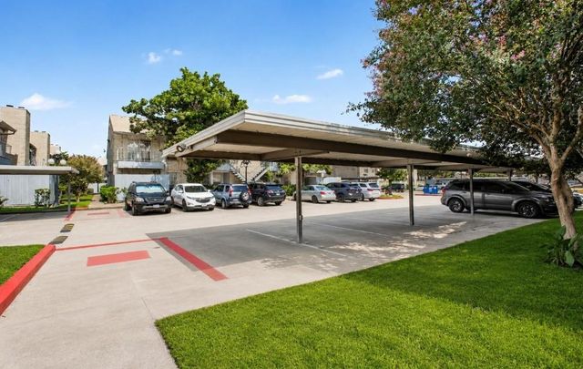 7400 Bellerive Drive 1403, Houston, TX 77036