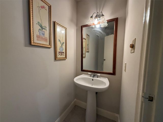 7400 Bellerive Drive 1403, Houston, TX 77036