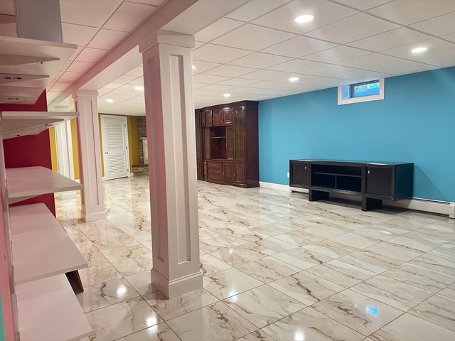 36 Crescent Dr, Ludlow, MA 01056