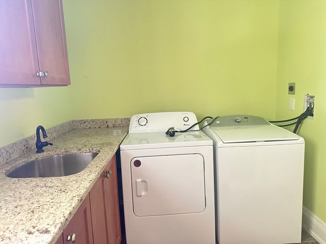 36 Crescent Dr, Ludlow, MA 01056