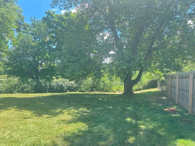 36 Crescent Dr, Ludlow, MA 01056