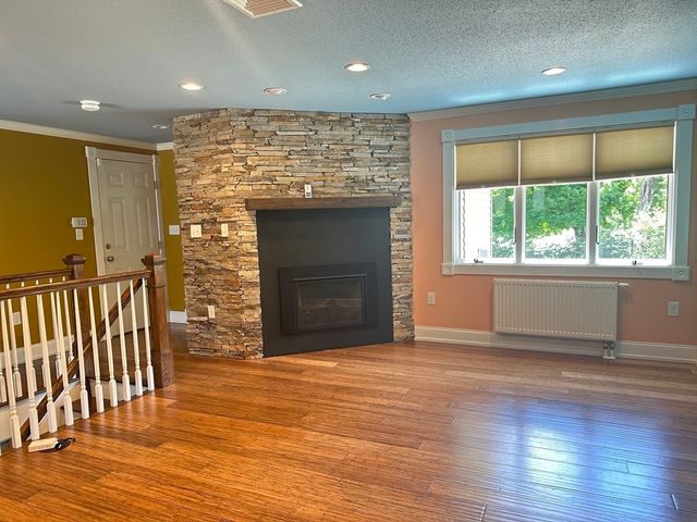 36 Crescent Dr, Ludlow, MA 01056