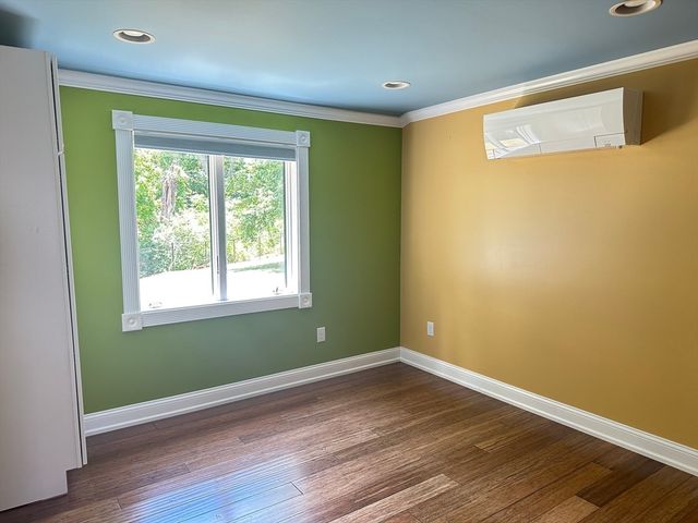 36 Crescent Dr, Ludlow, MA 01056