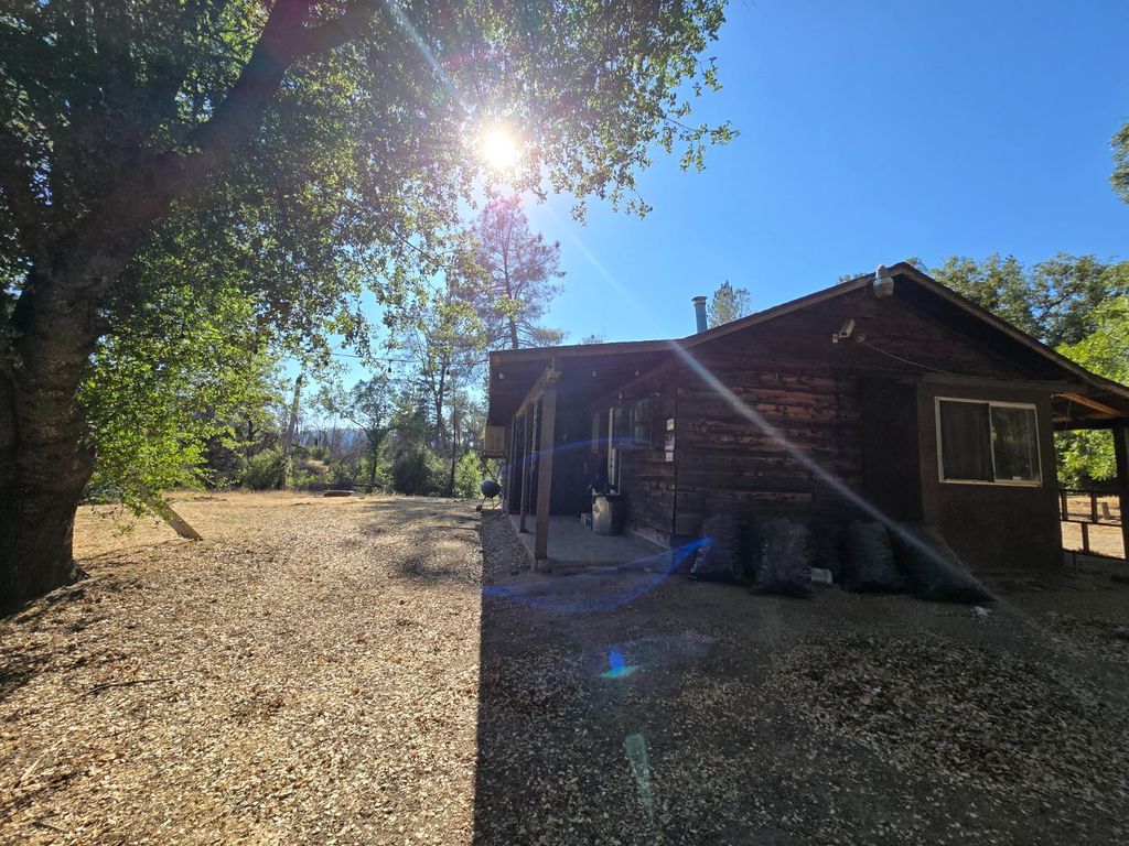 804 Craig Access Rd, Feather Falls, CA 95940