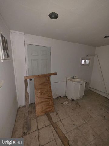1844 E ORLEANS ST, Philadelphia, PA 19134