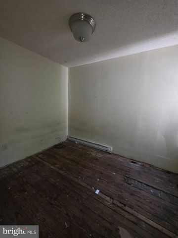1844 E ORLEANS ST, Philadelphia, PA 19134