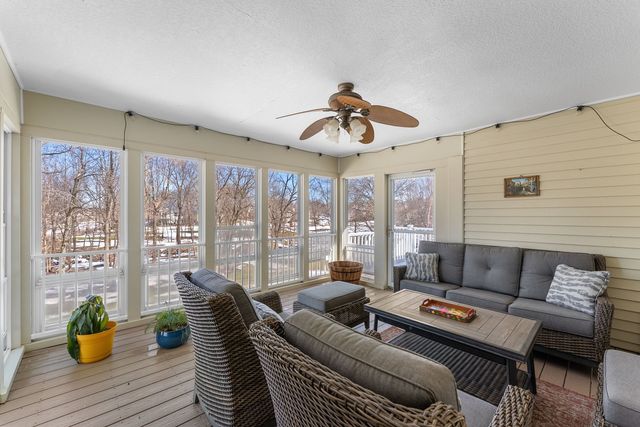 2929 Emerald Drive, Davenport, IA 52804