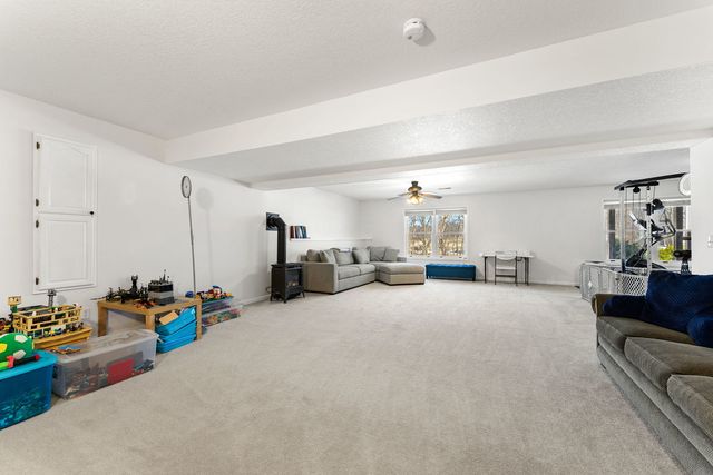 2929 Emerald Drive, Davenport, IA 52804