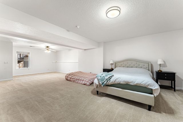 2929 Emerald Drive, Davenport, IA 52804