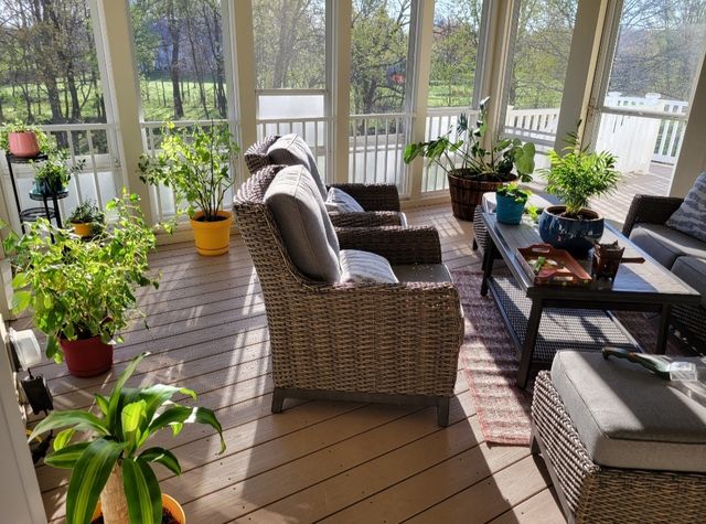 2929 Emerald Drive, Davenport, IA 52804