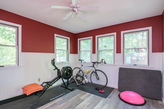 13 Carillon Cir, Easthampton, MA 01027