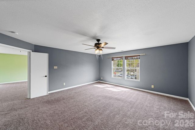 2902 Royal Fern Lane, Charlotte, NC 28215