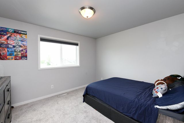 5494 Tanner Avenue S, Fargo, ND 58104