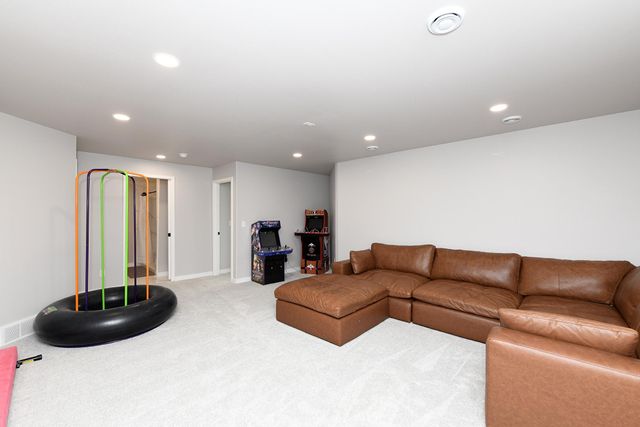 5494 Tanner Avenue S, Fargo, ND 58104