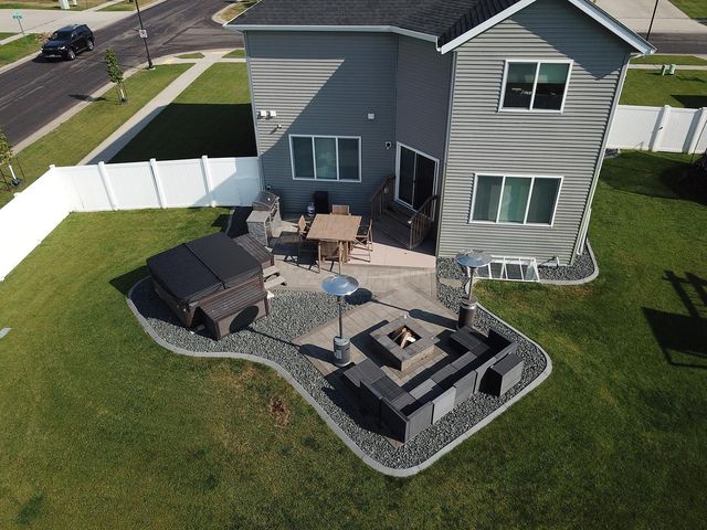 5494 Tanner Avenue S, Fargo, ND 58104
