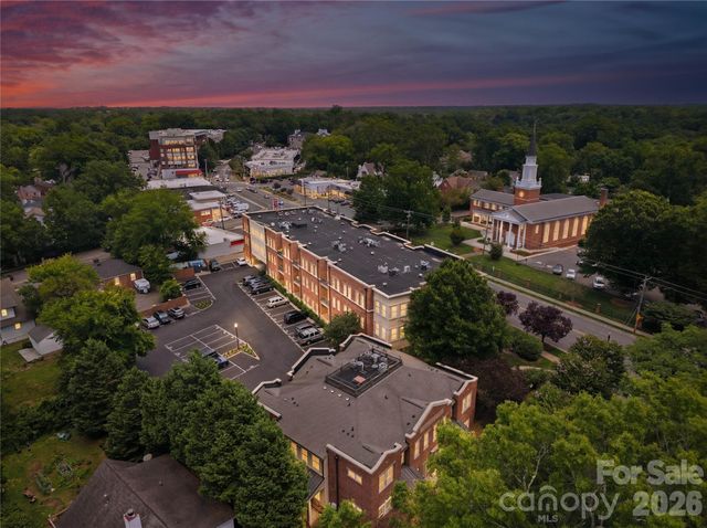 2946 Selwyn Avenue 112, Charlotte, NC 28209