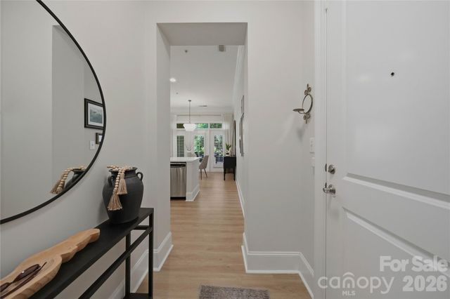 2946 Selwyn Avenue 112, Charlotte, NC 28209