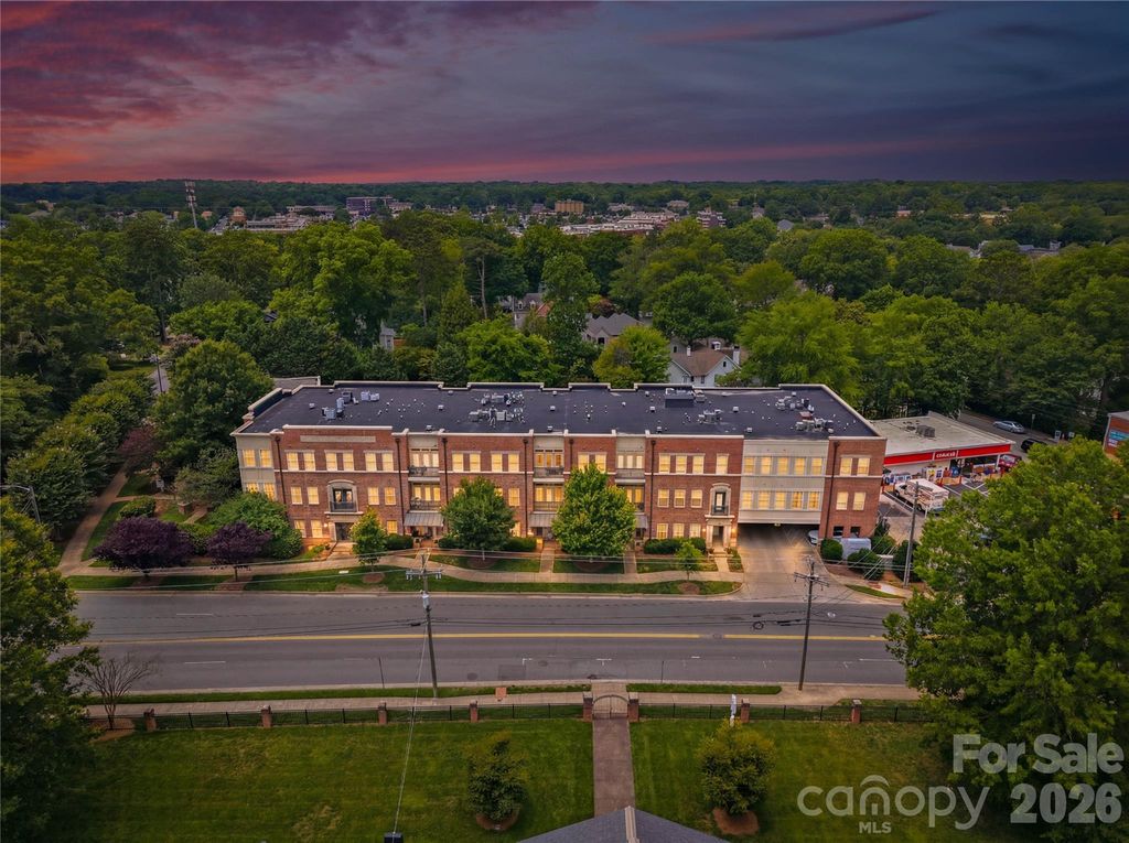 2946 Selwyn Avenue 112, Charlotte, NC 28209