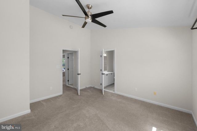 7034 ROGUE FOREST LN, Gainesville, VA 20155