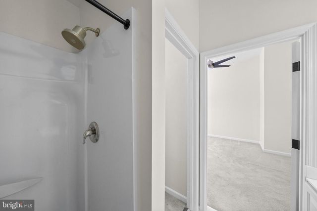 7034 ROGUE FOREST LN, Gainesville, VA 20155