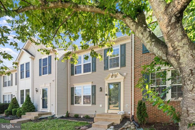 7034 ROGUE FOREST LN, Gainesville, VA 20155