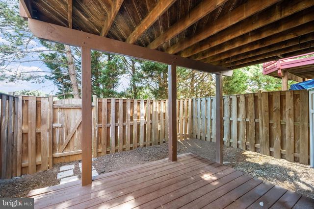 7034 ROGUE FOREST LN, Gainesville, VA 20155