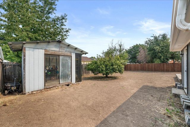 12512 W 11th Ave, Airway Heights, WA 99001