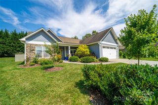 89 Weaver Village Way, Weaverville, NC 28787